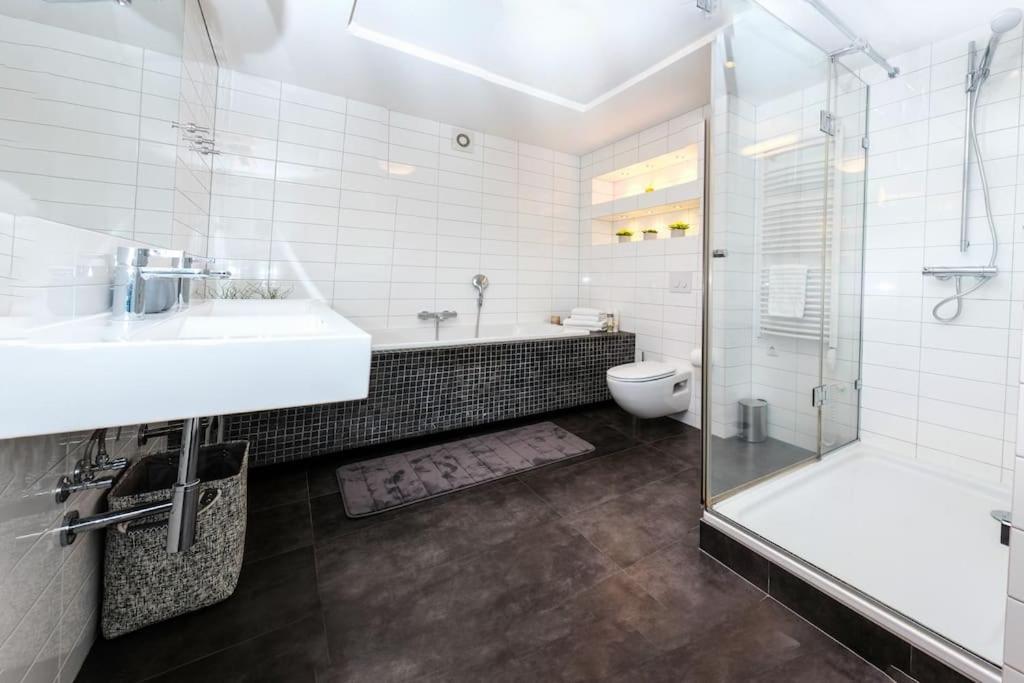 #Stayhere - Spacious Luxury Town Hall 3Bdr Apartment VNO Extérieur photo