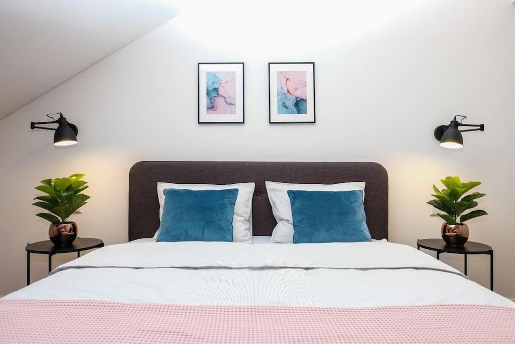 #Stayhere - Spacious Luxury Town Hall 3Bdr Apartment VNO Extérieur photo