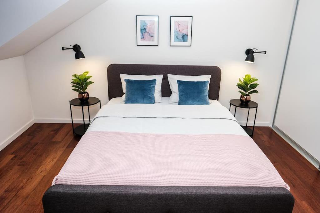 #Stayhere - Spacious Luxury Town Hall 3Bdr Apartment VNO Extérieur photo